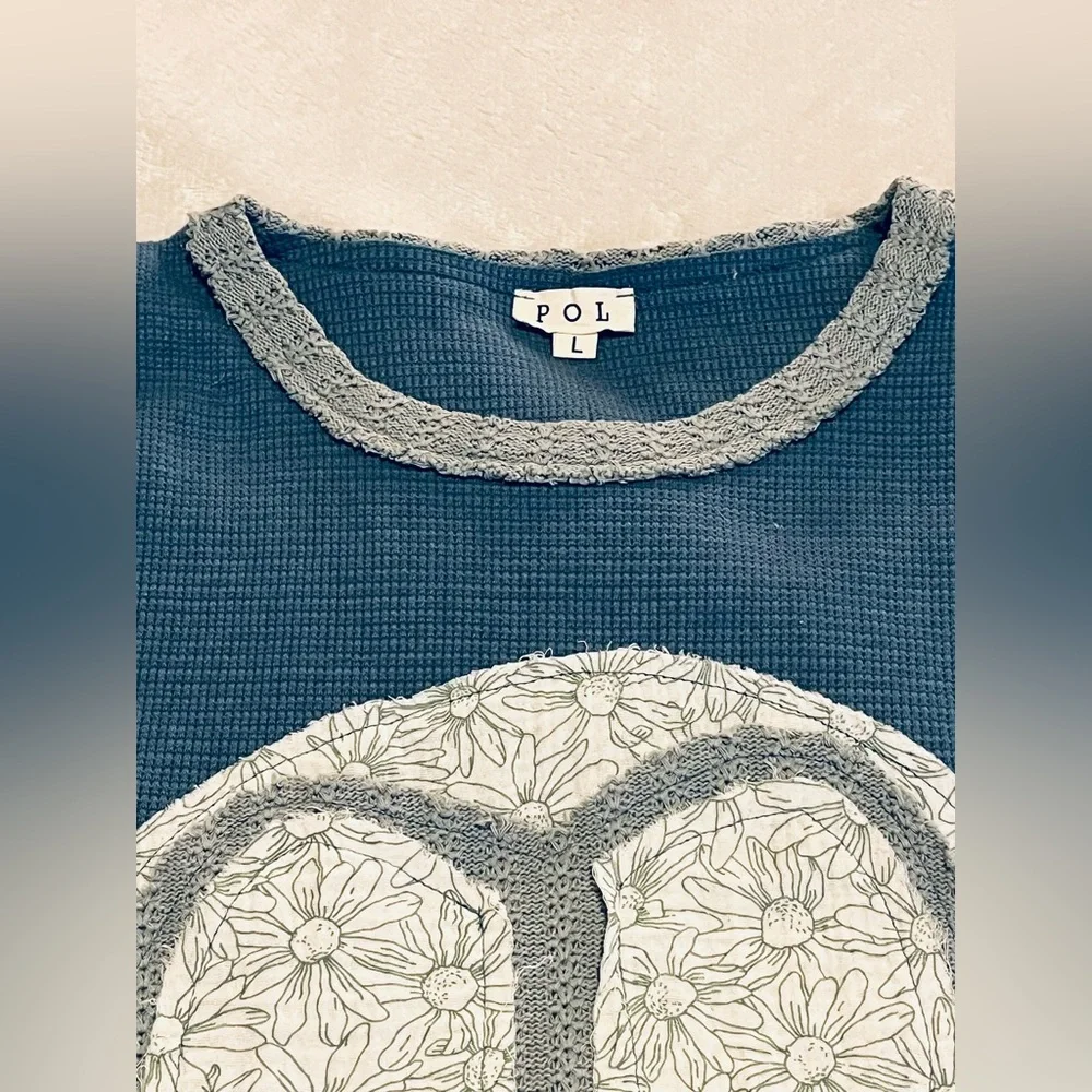 NEW! POL Thermal Knit Top with Heart Peace Sign
Patch on Front in Sz. Large - Picture 8 of 15